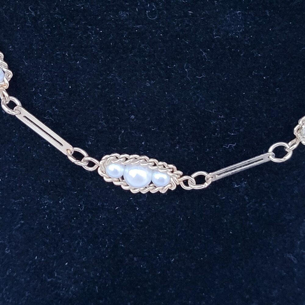 Sarah Coventry "Caged Pearl" Necklace Gold Tone Ornate Beaded Station Collar 16"